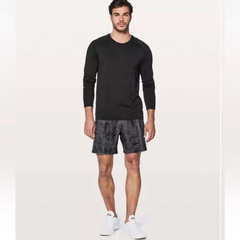 Lululemon Men's Surge Short Linerless 7" Matchstick Asphalt Grey Black Small - Picture 4 of 9